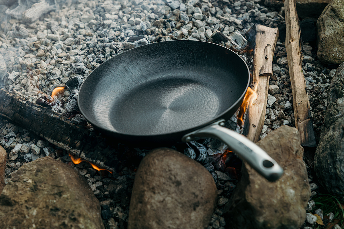 How warping happens: the science in simple terms