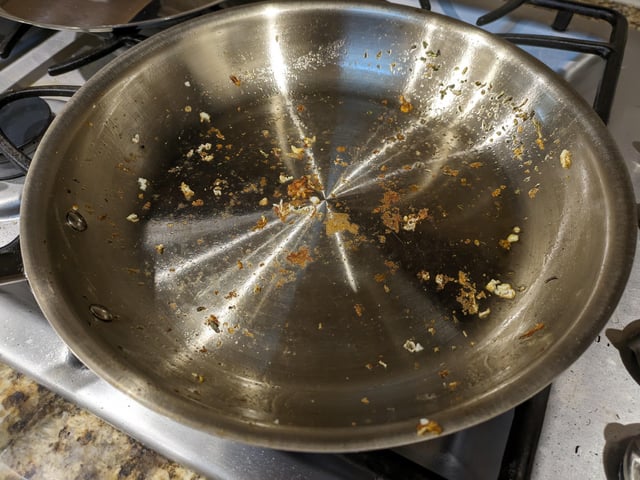 Types of pans and how prone they are to warping