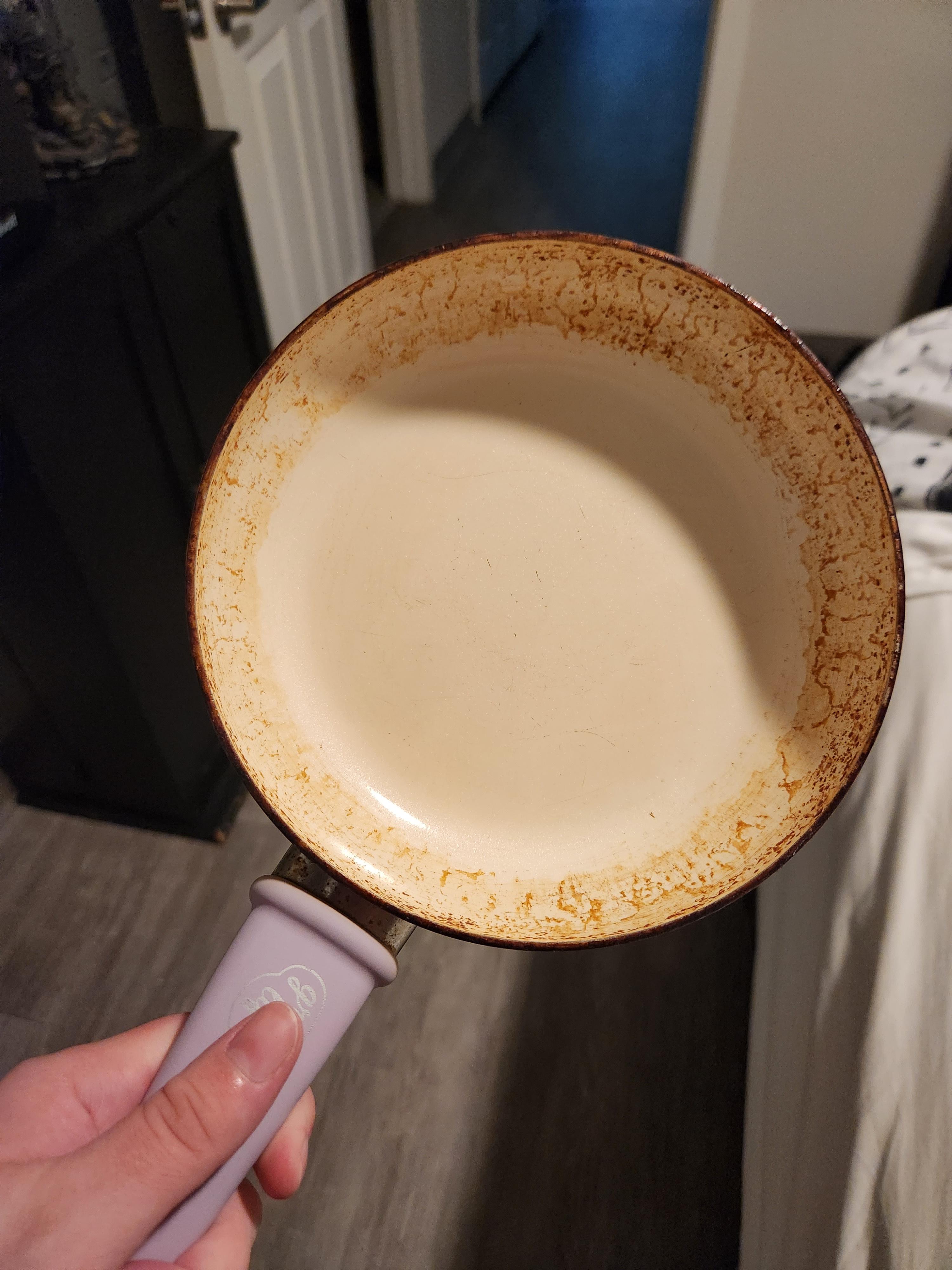 How To Clean Ceramic Cookware Properly: Quick Care Tips 7 Common mistakes to avoid