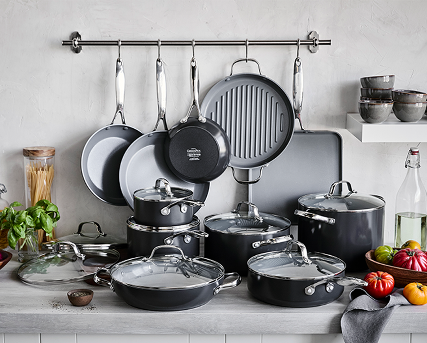 Why choose affordable cookware sets for apartment living?